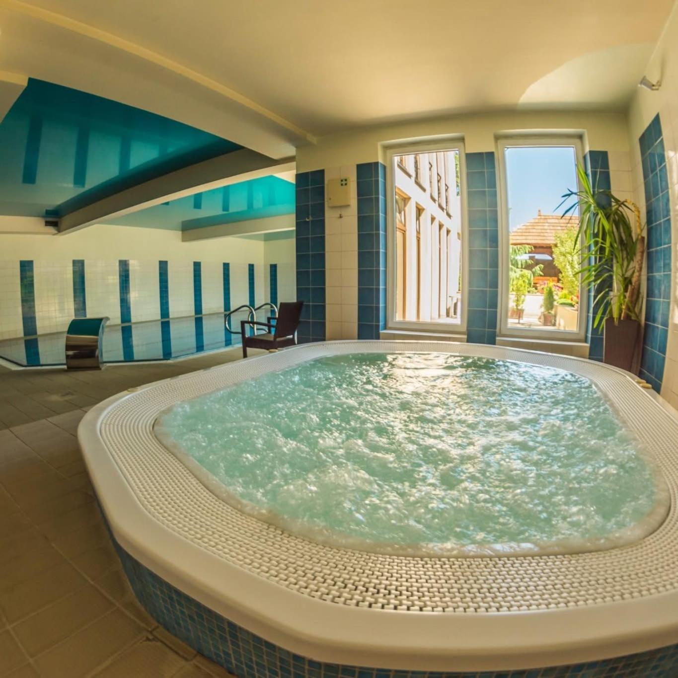 Hotel Kameralny Kielce Dış mekan fotoğraf