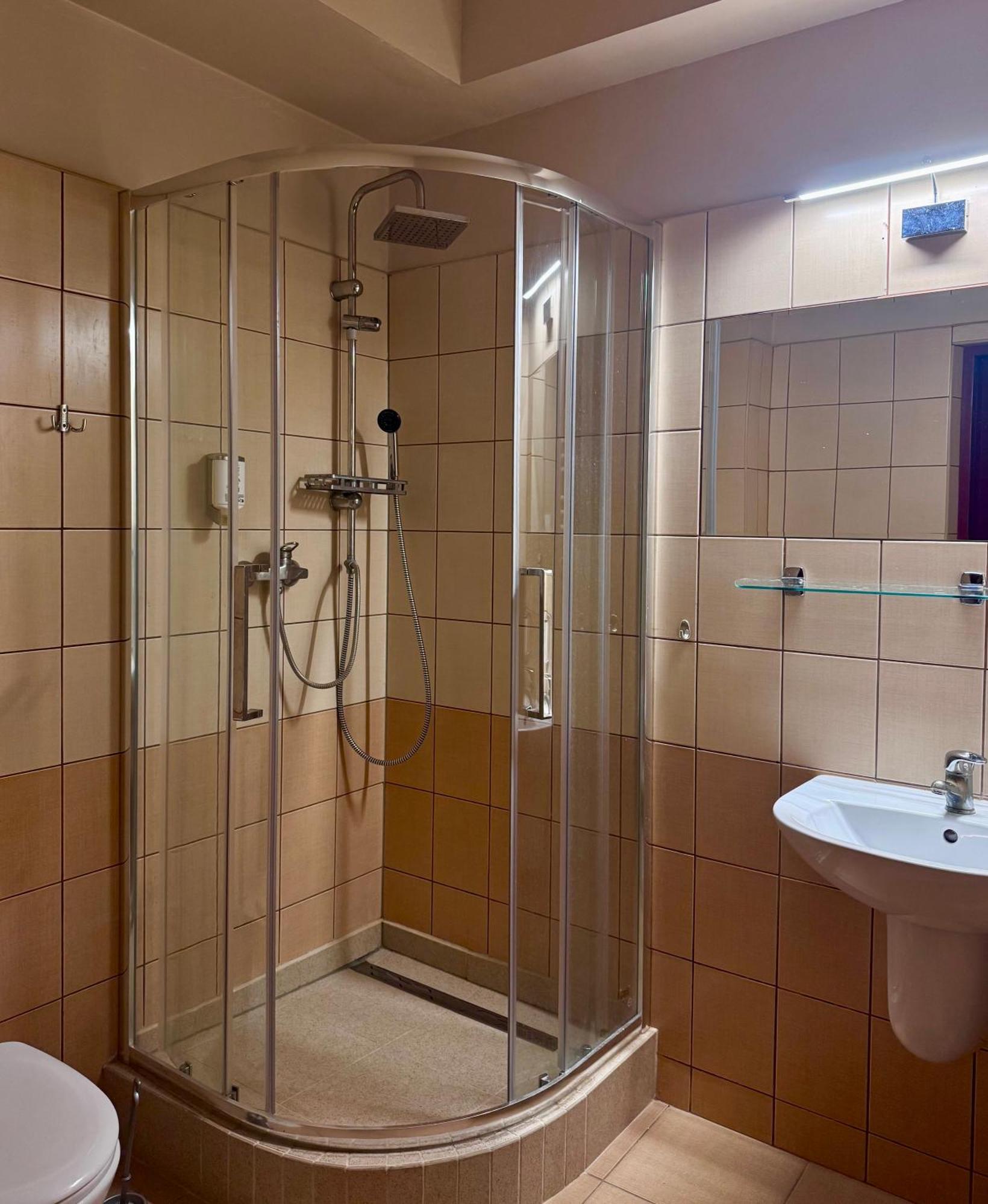 Hotel Kameralny Kielce Dış mekan fotoğraf